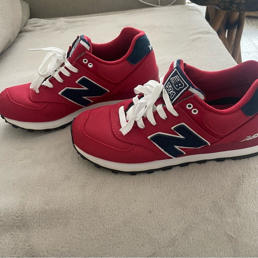 New Balance 574 (Red)